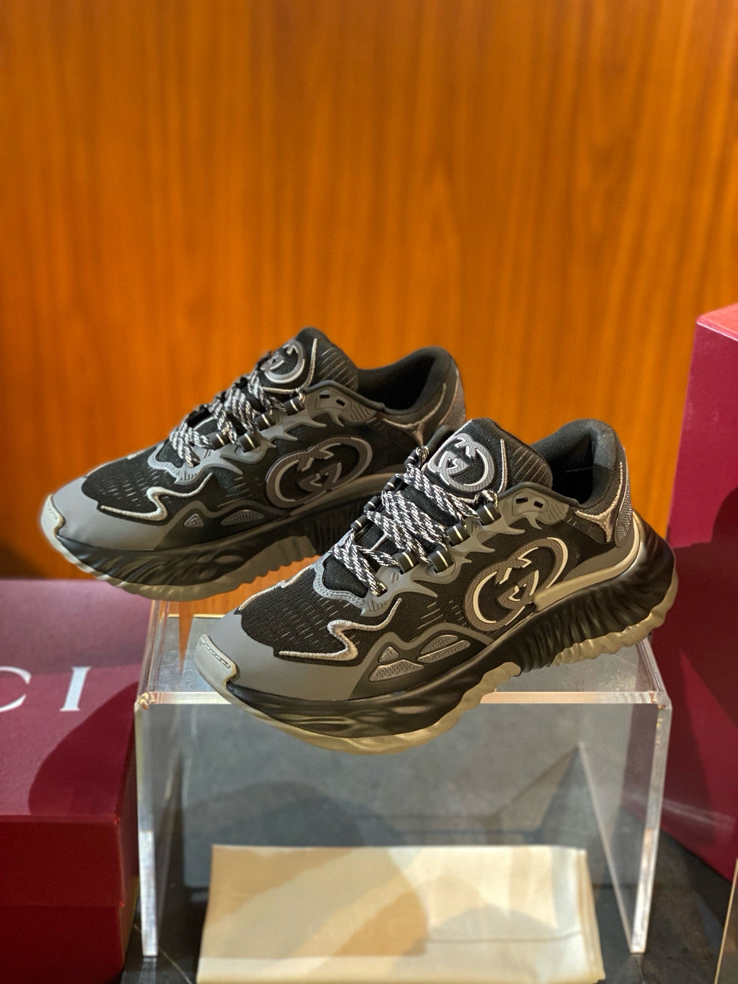 GG RIPPLE SNEAKERS