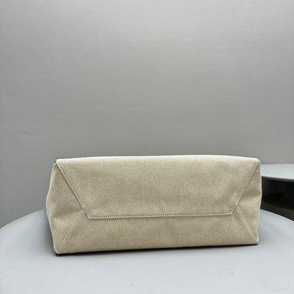 MIU M IVY CANNETE BAG