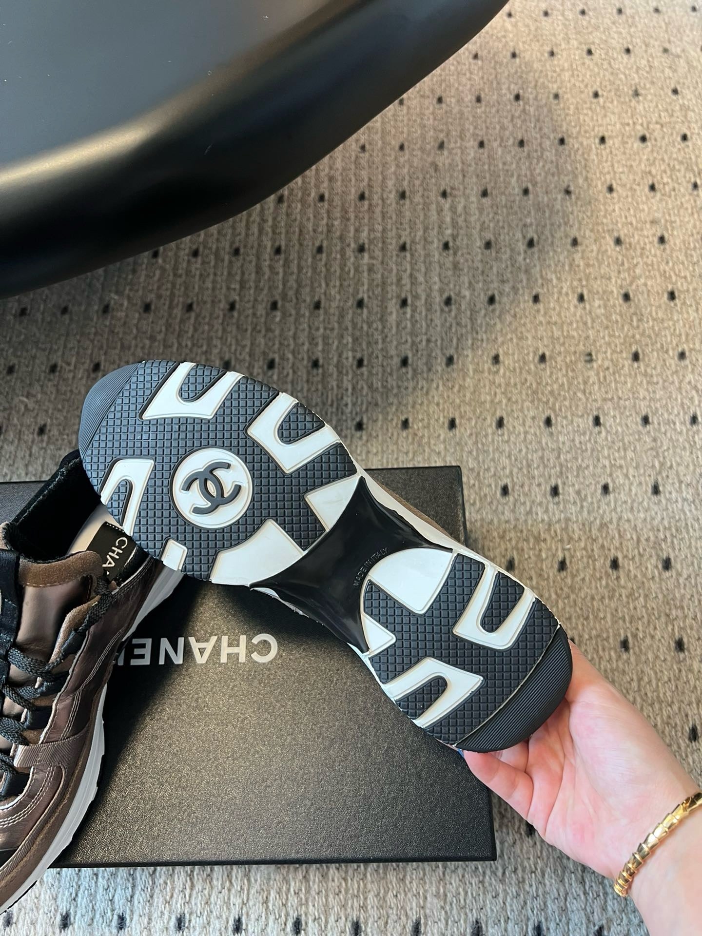 CC SNEAKER