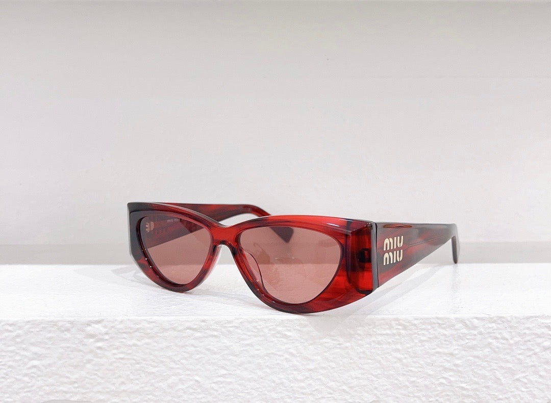 MIU M SUNGLASSES