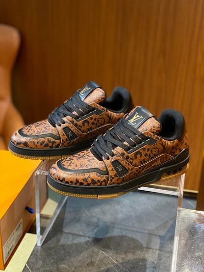 LOU TRAINERS