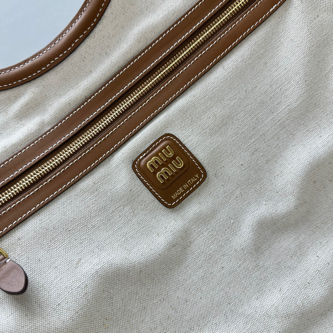 MIU M IVY CANNETE BAG