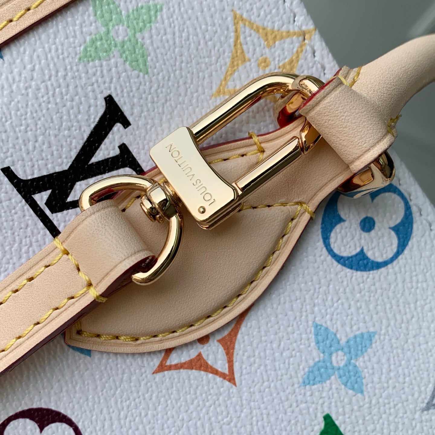 LOU x MURAKAMI ONTHEGO PM BAG