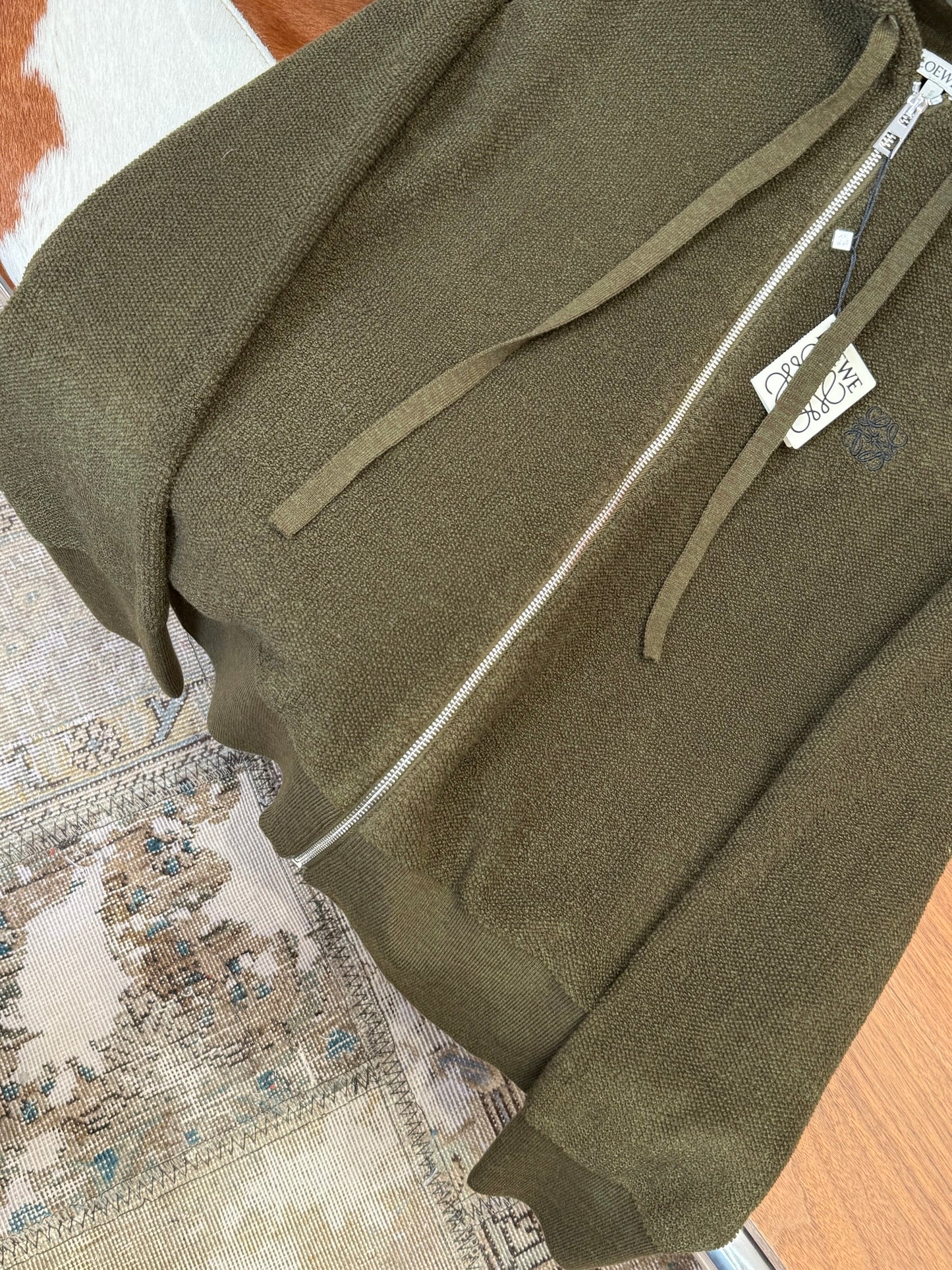 LOEW ZIP HOODIE