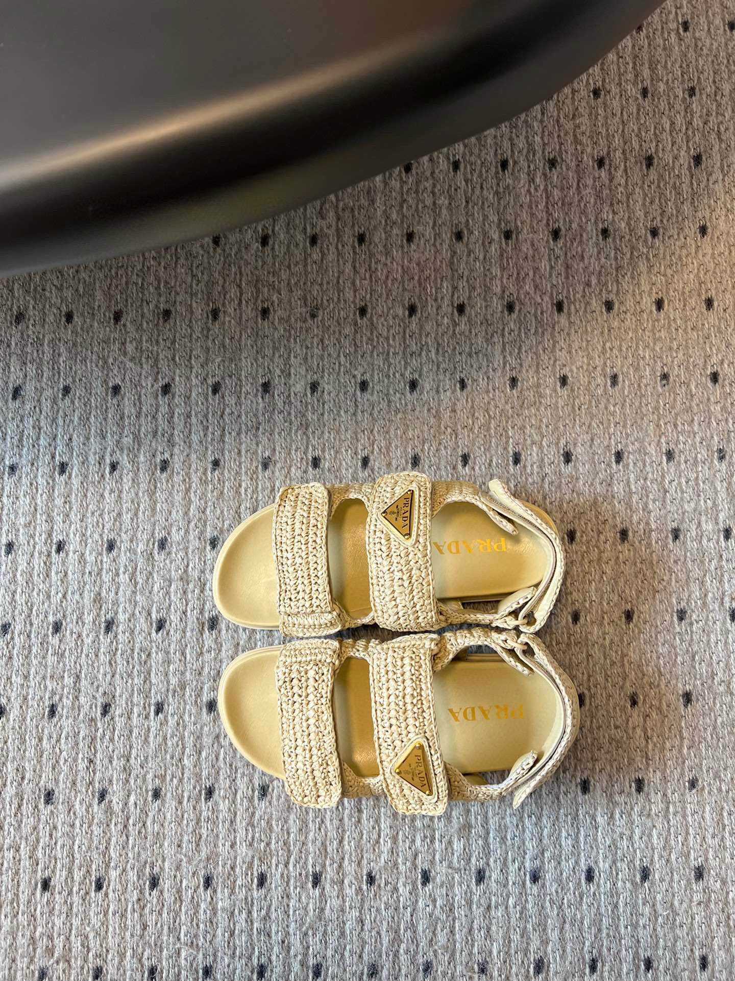 PD SANDALS