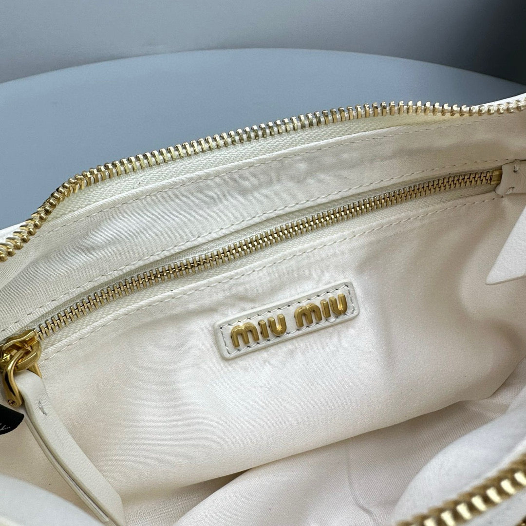 MIU M POCKET NAPPA LEATHER BAG