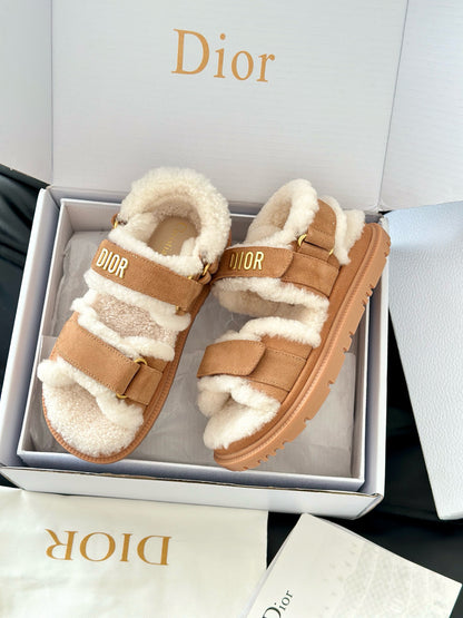 CD SANDALS
