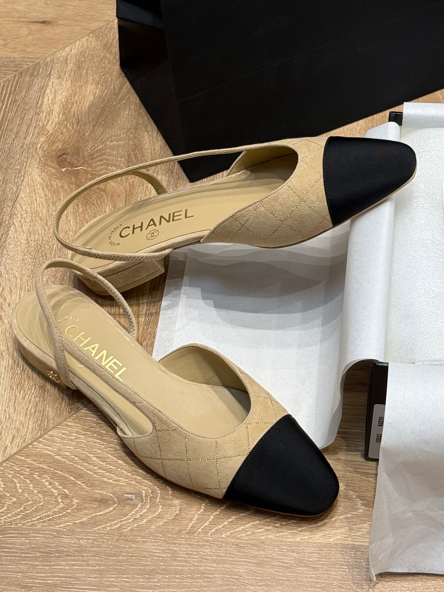 CC SLINGBACK PUMPS