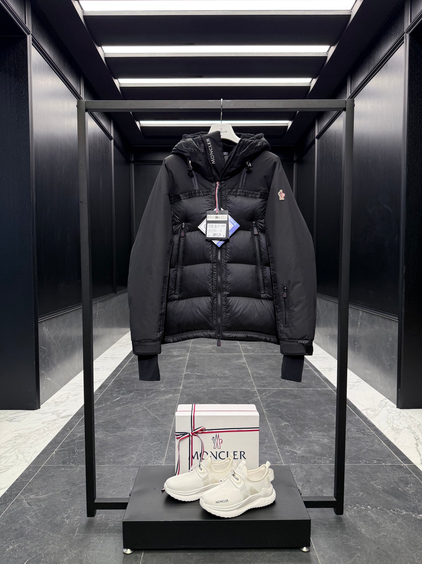 MONC MORGINS JACKET