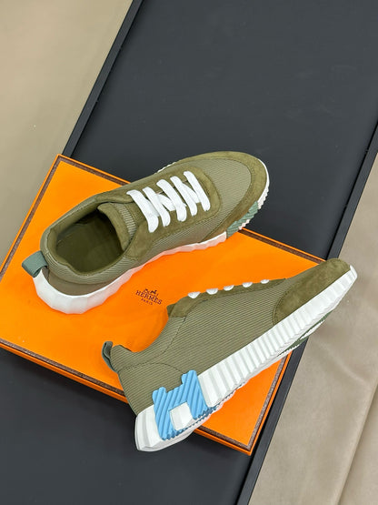 HERM BOUNCING SNEAKER