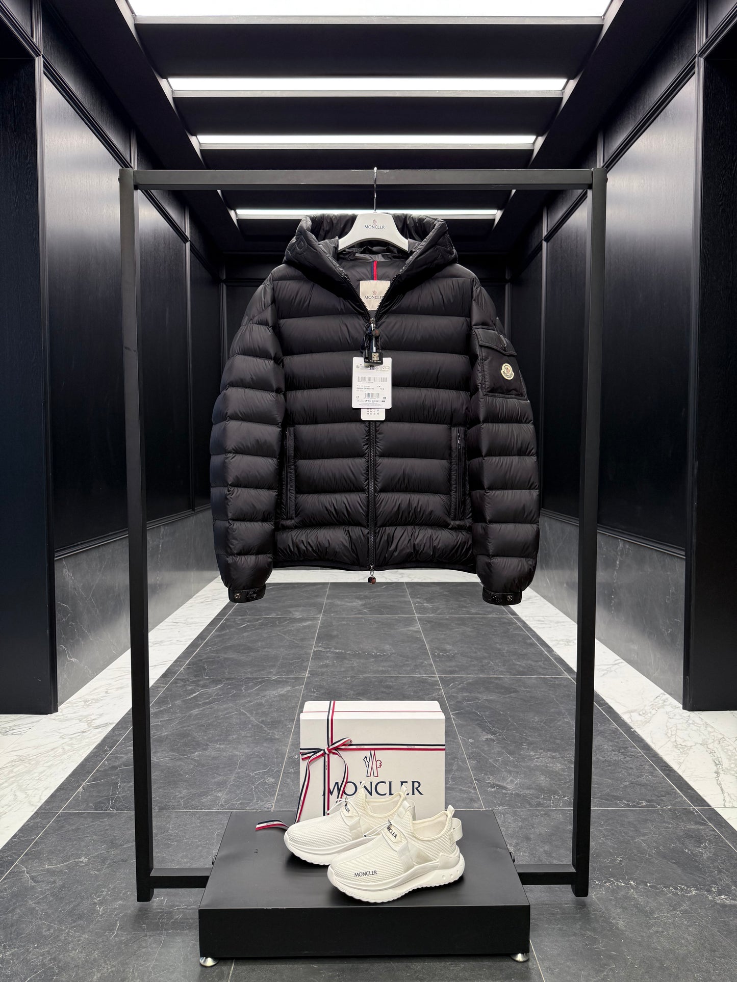 MONC NAJAN JACKET