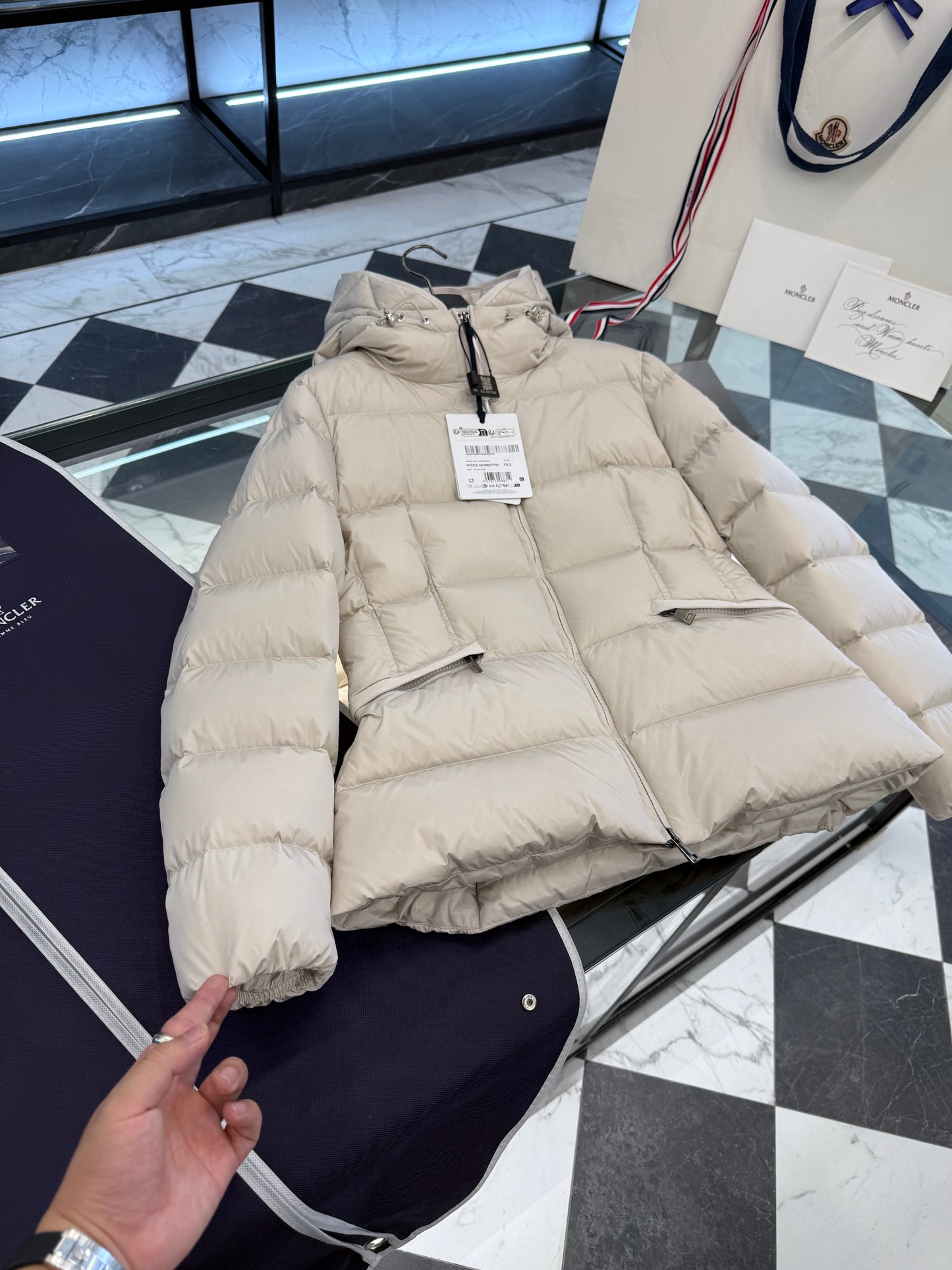 MONC AVOCE JACKET