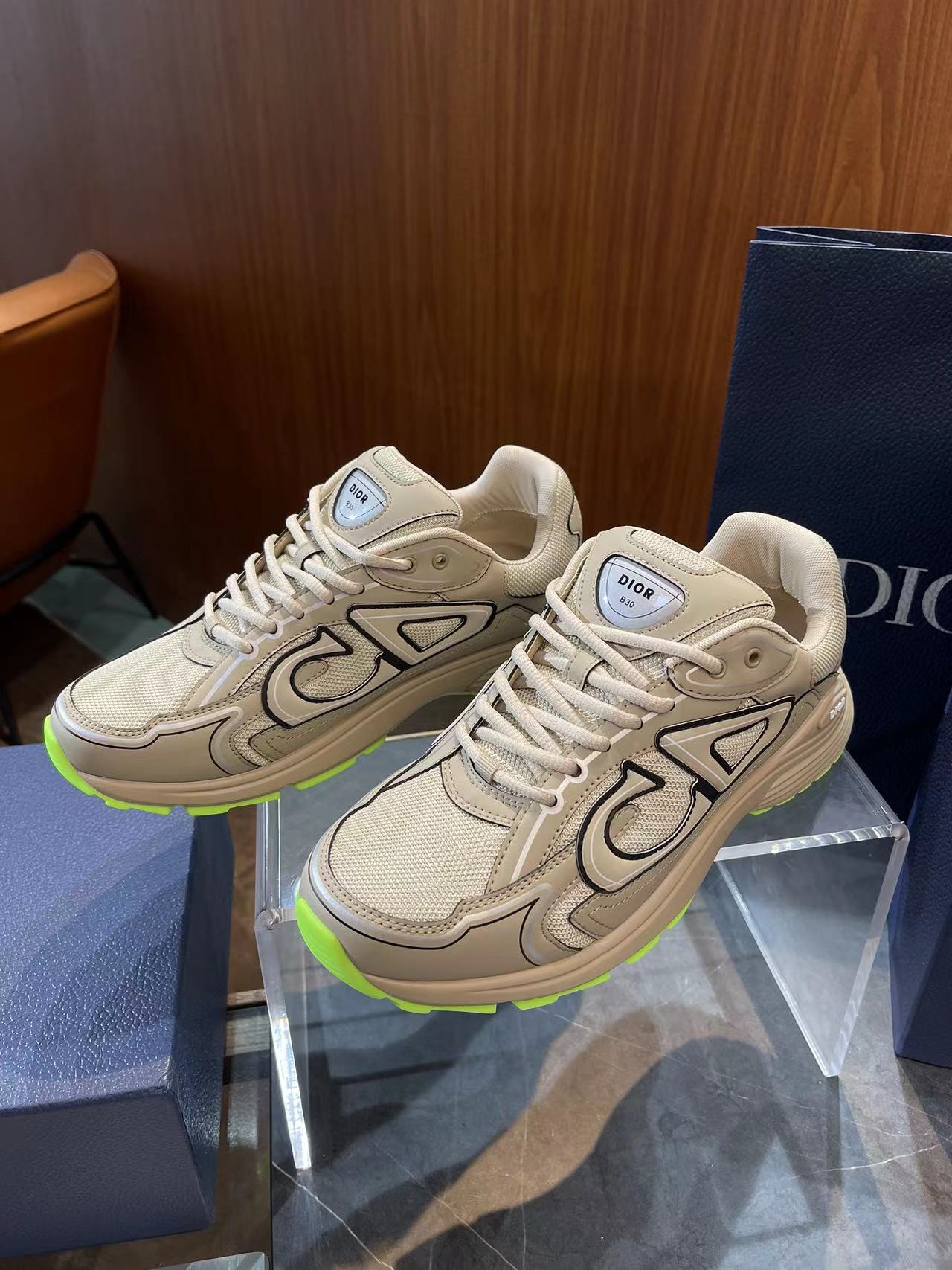 CD B30 SNEAKER