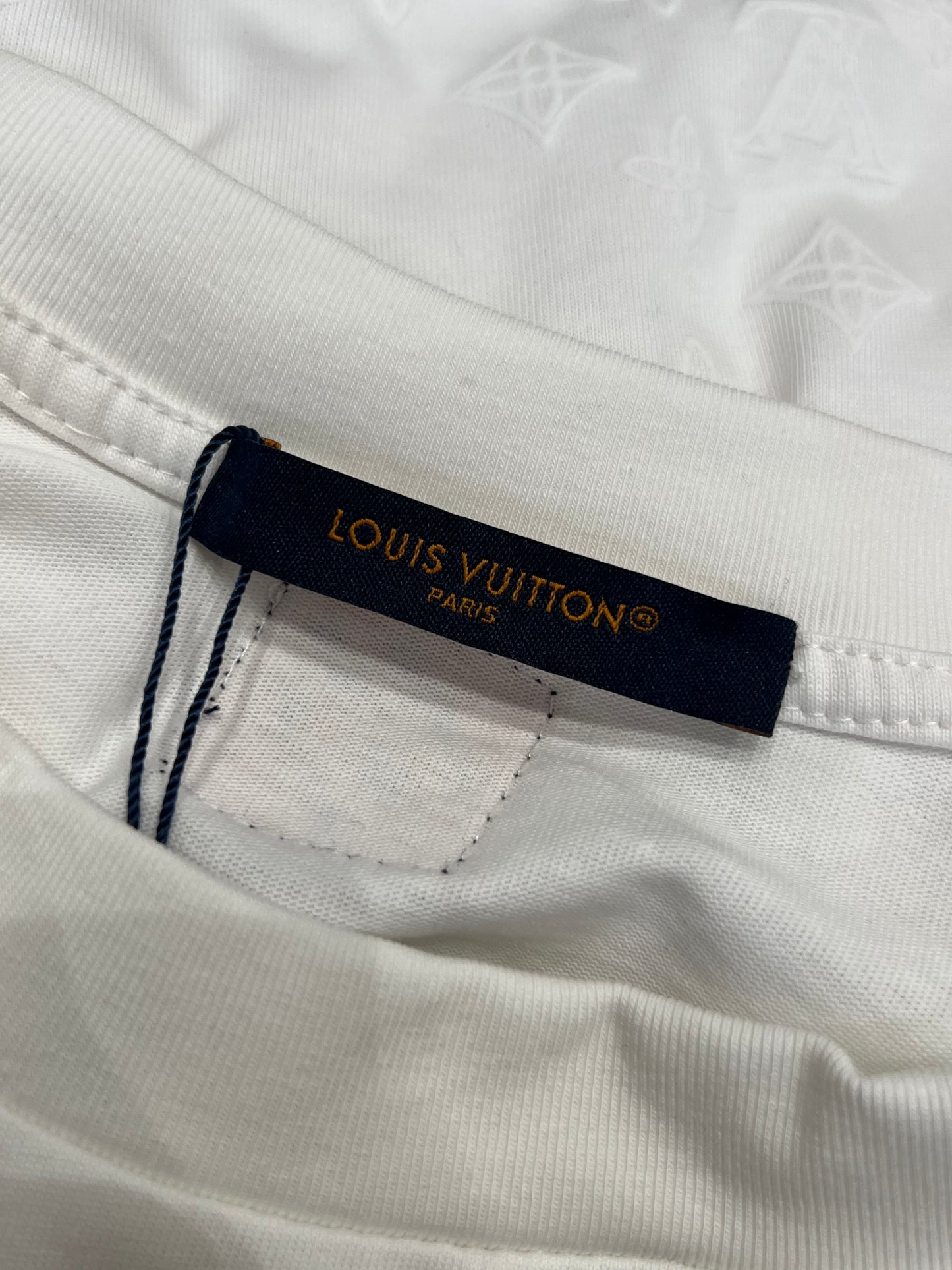 LOU T-SHIRT