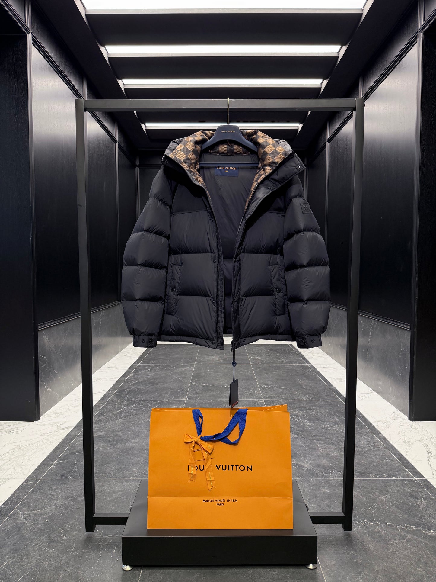 LOU PUFFER JACKET