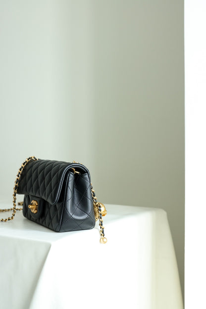 CC CLASSIC FLAP MINI BAG