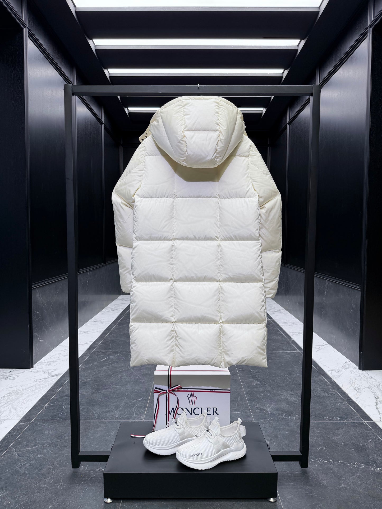 MONC LITTE COAT