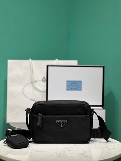 PD RE-NYLON SHOULDER BAG