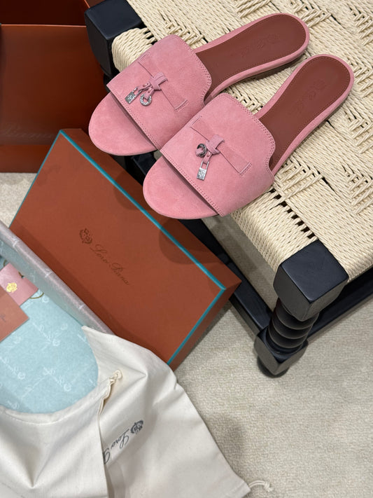 LORO P SUMMER CHARM SLIPPER