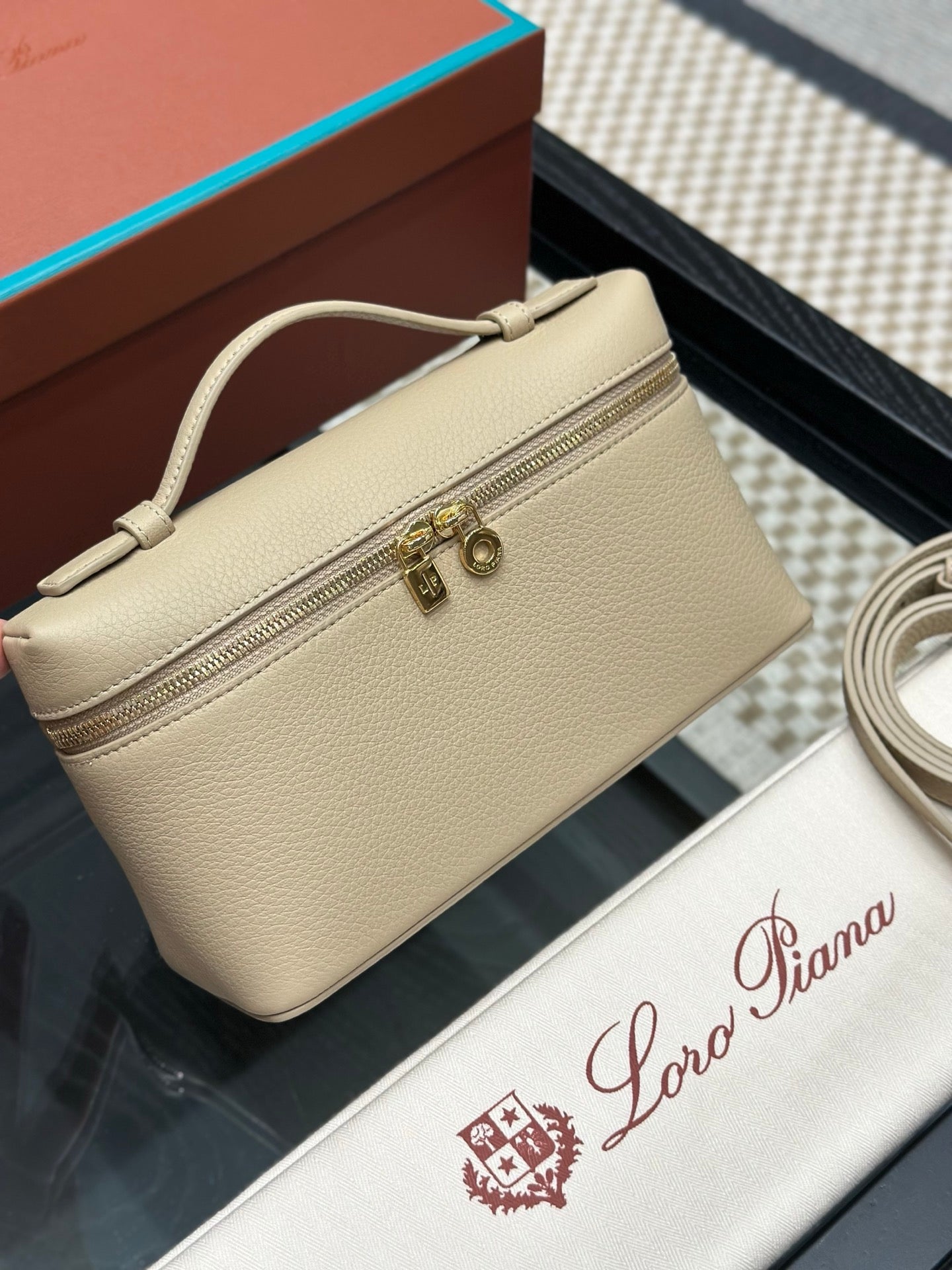 LORO P EXTRA POCKET L19 BAG