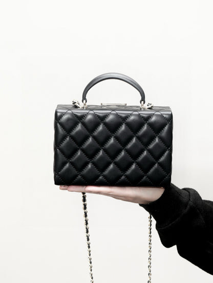 CC SMALL BOX CHAIN BAG