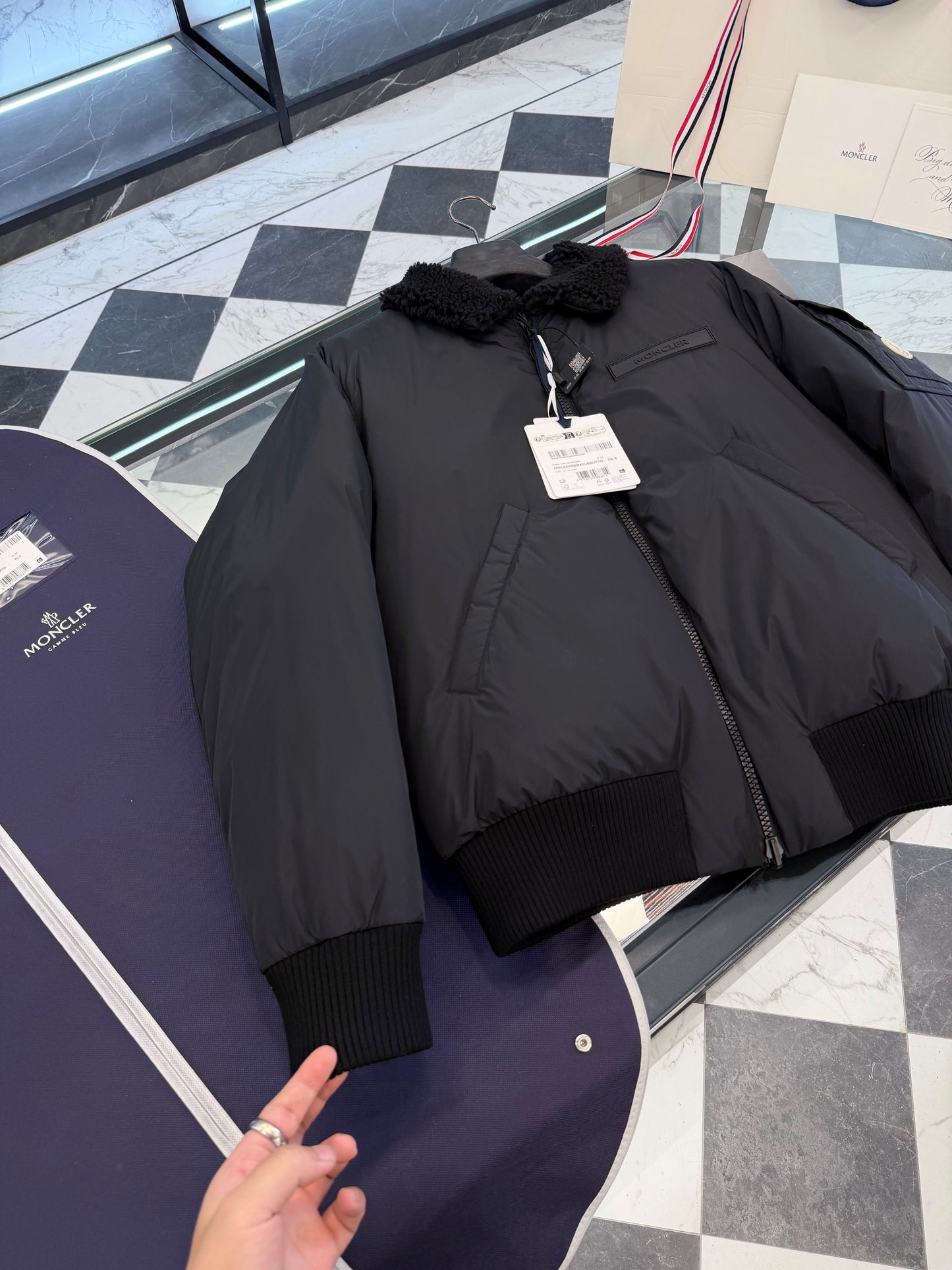 MONC MAULEVRIER JACKET