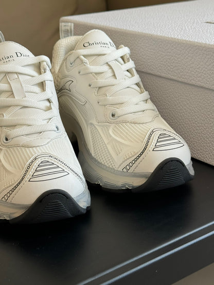 CD VIBE SNEAKERS