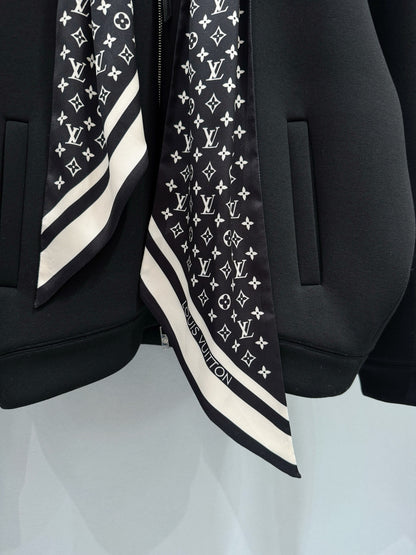LOU ZIP HOODIE
