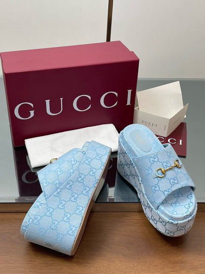 GG WEDGE SANDALS