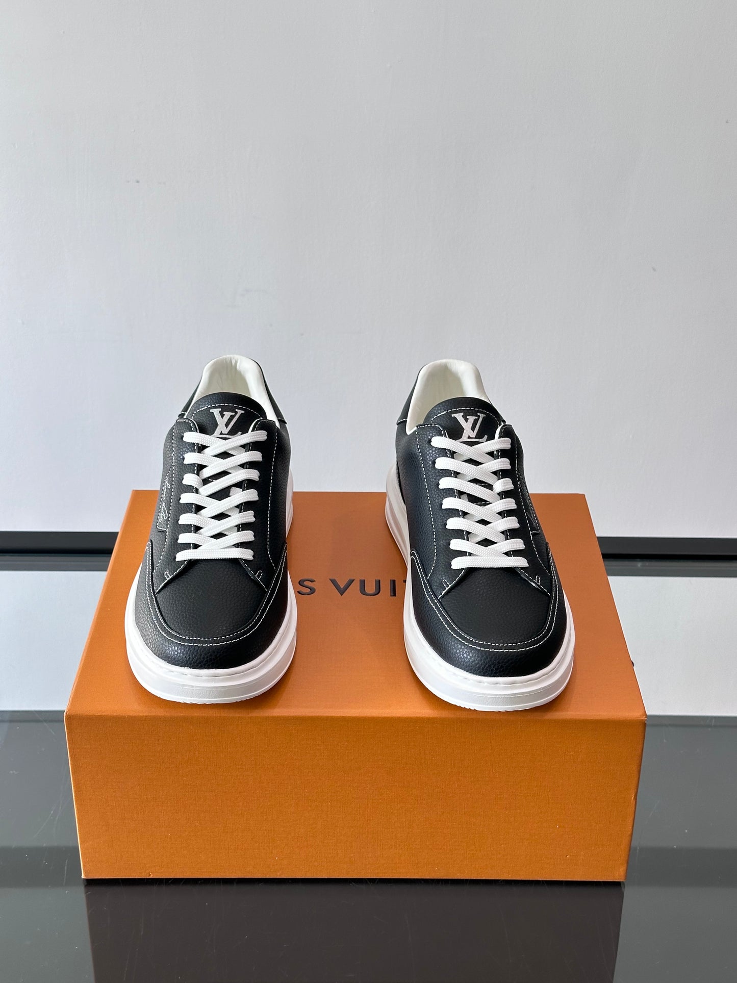 LOU BEVERLY HILLS SNEAKERS