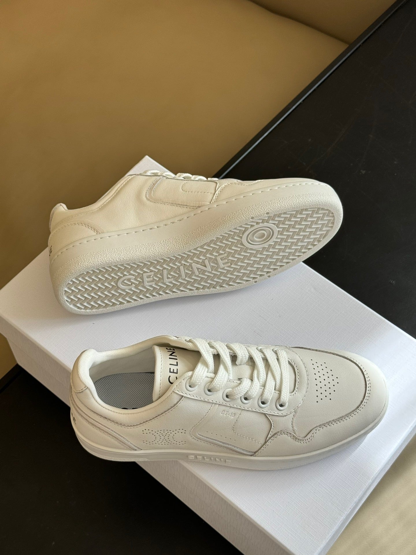 CEL SNEAKERS
