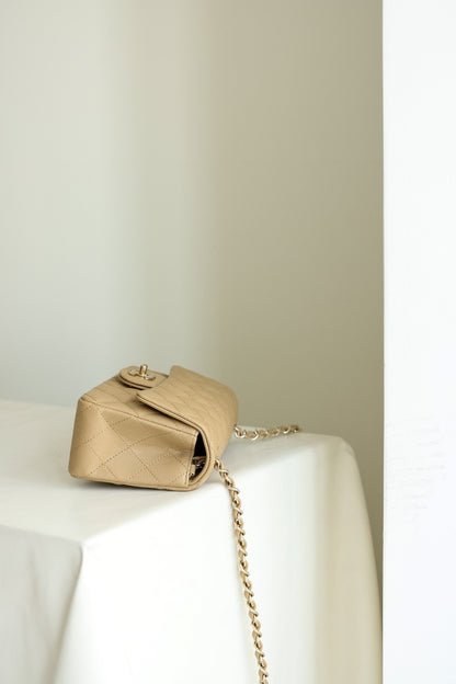 CC CLASSIC FLAP MINI BAG