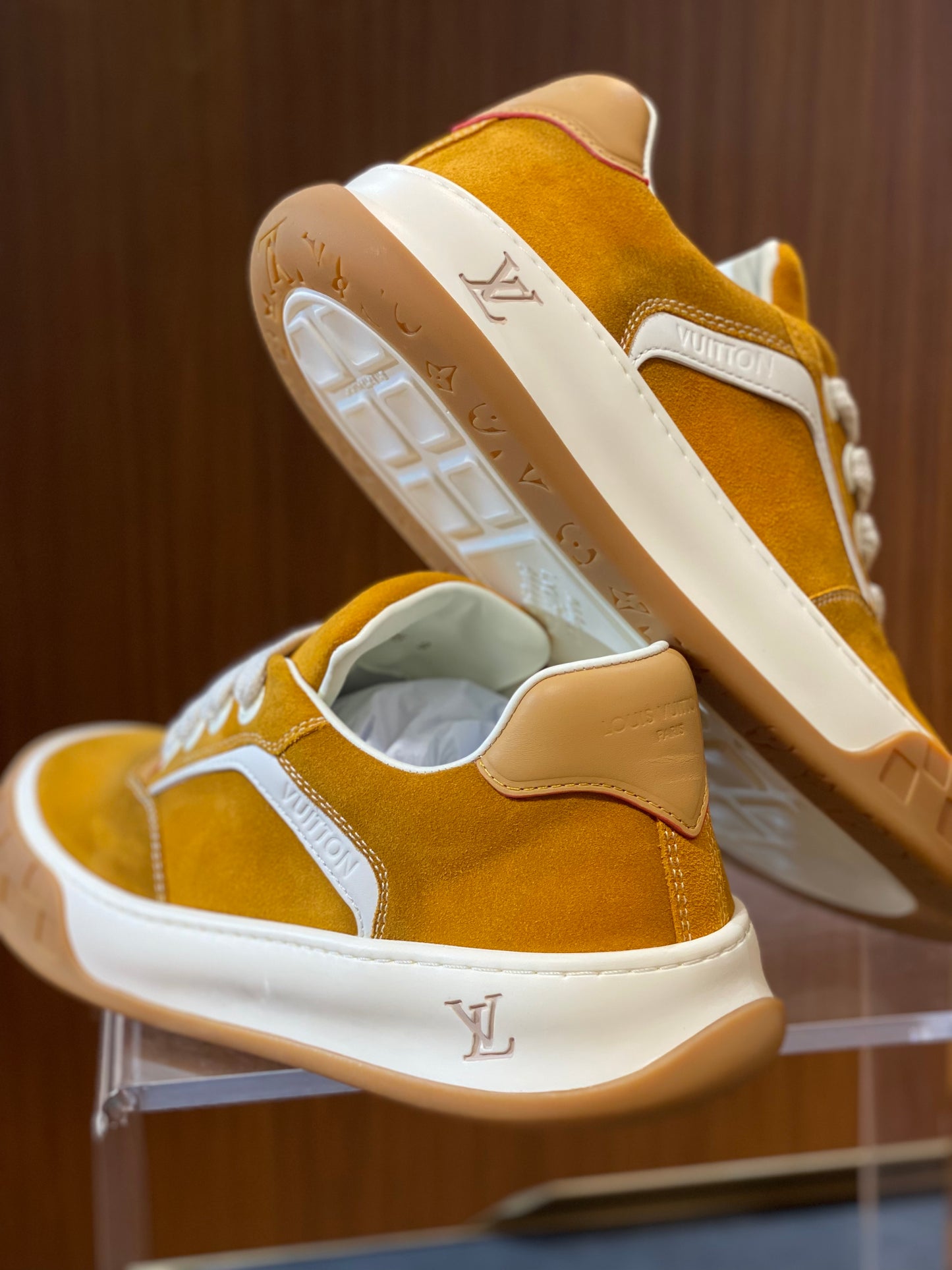 LOU TILTED SNEAKERS