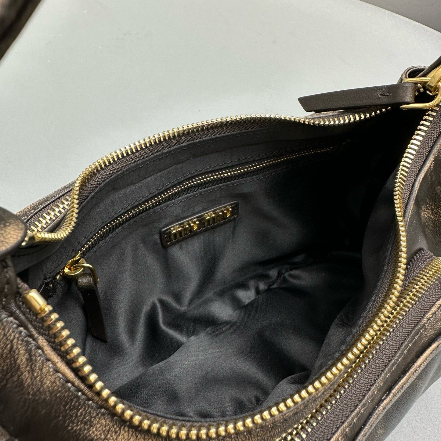 MIU M POCKET NAPPA LEATHER BAG