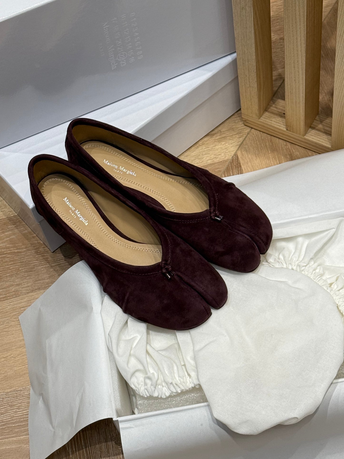 MAISON M TABI BALLET FLATS