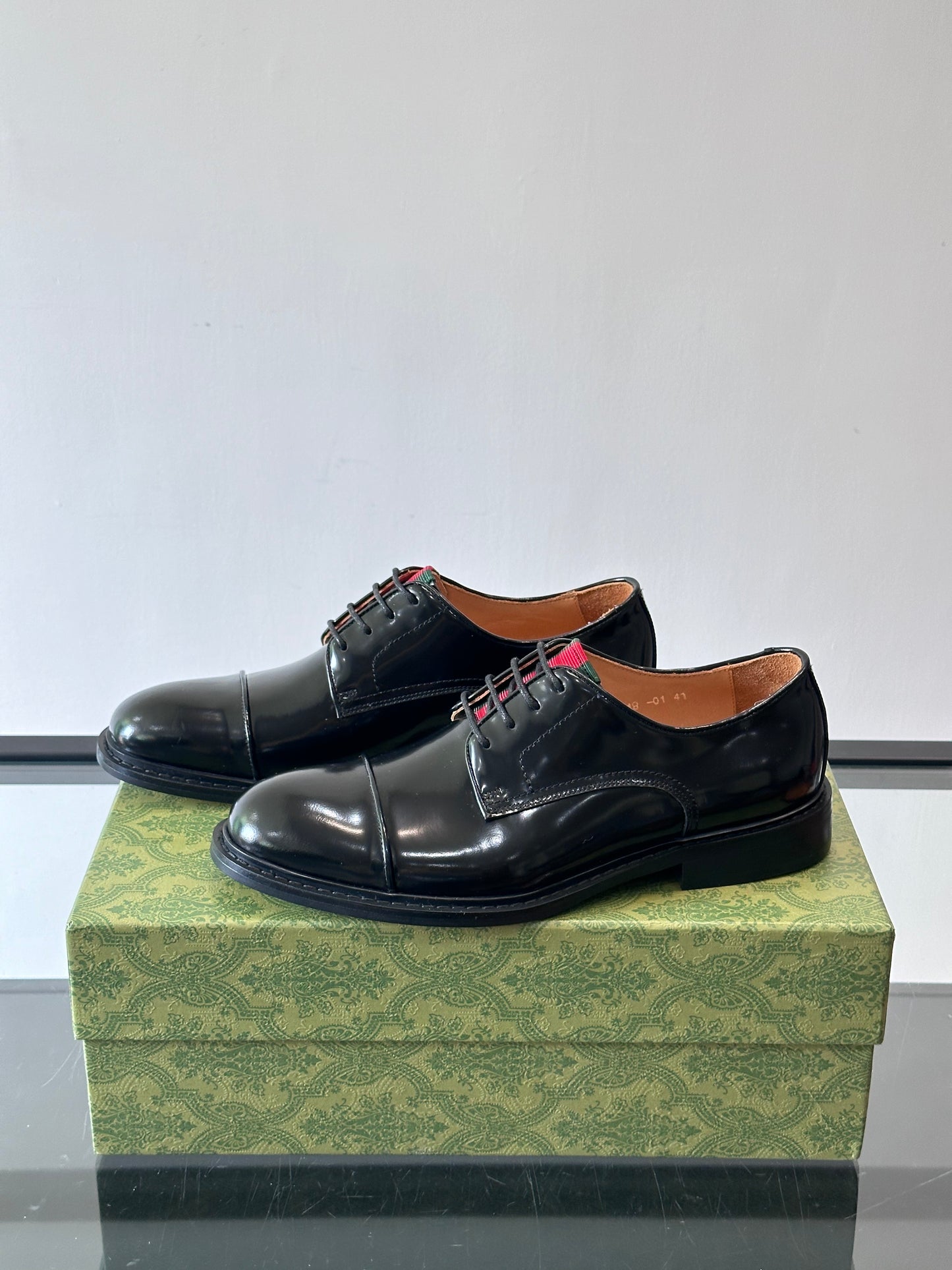 GG LACE UP SHOE