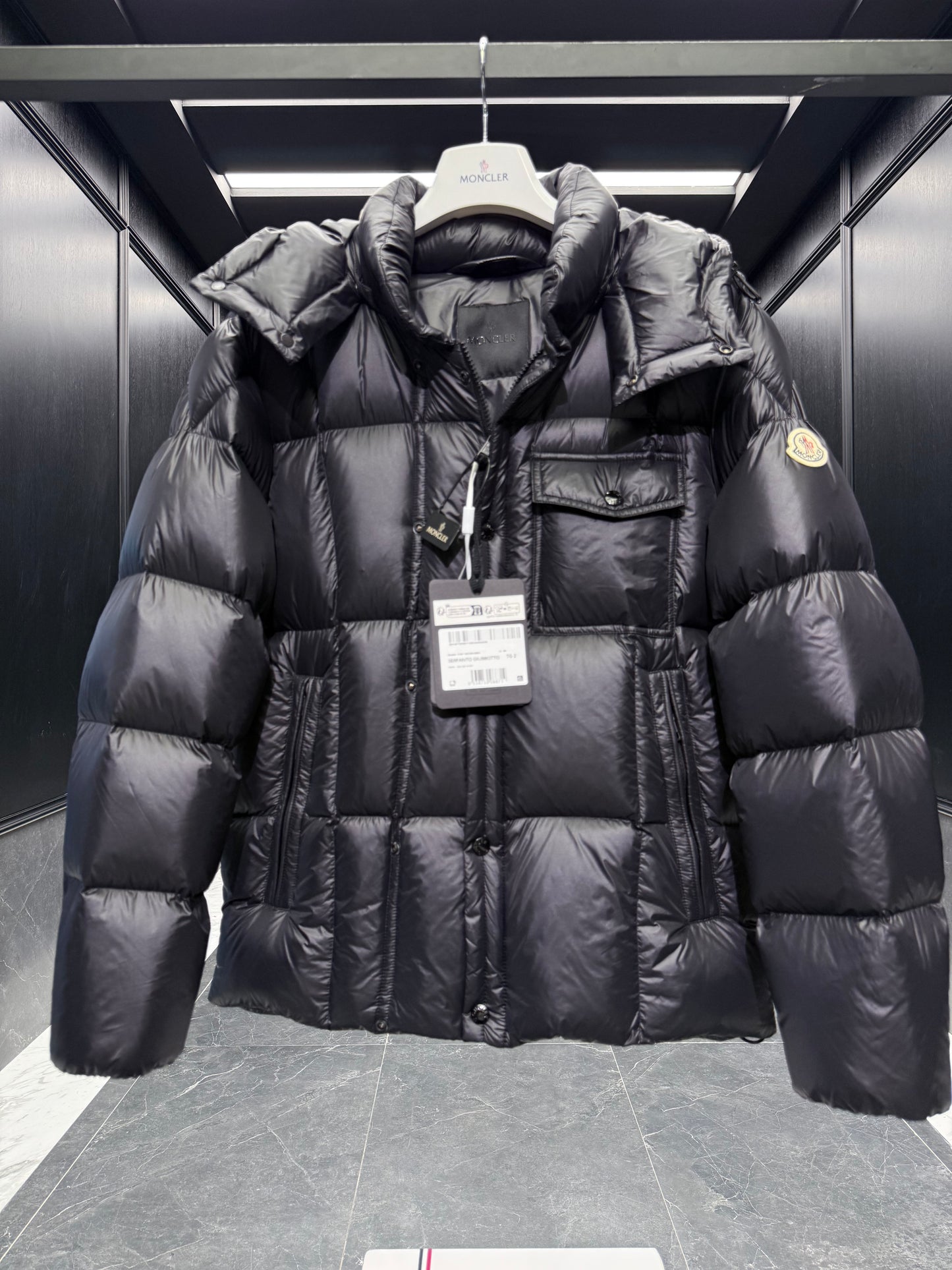 MONC SERFANTO JACKET