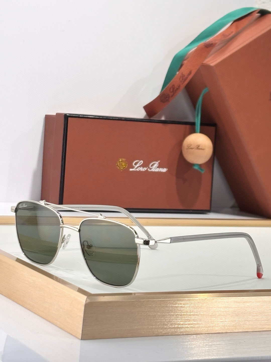 LORO P SUNGLASSES