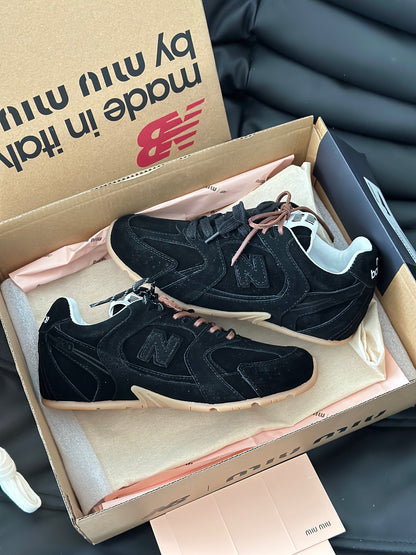 MIU M x NEW BALANCE TRAINERS