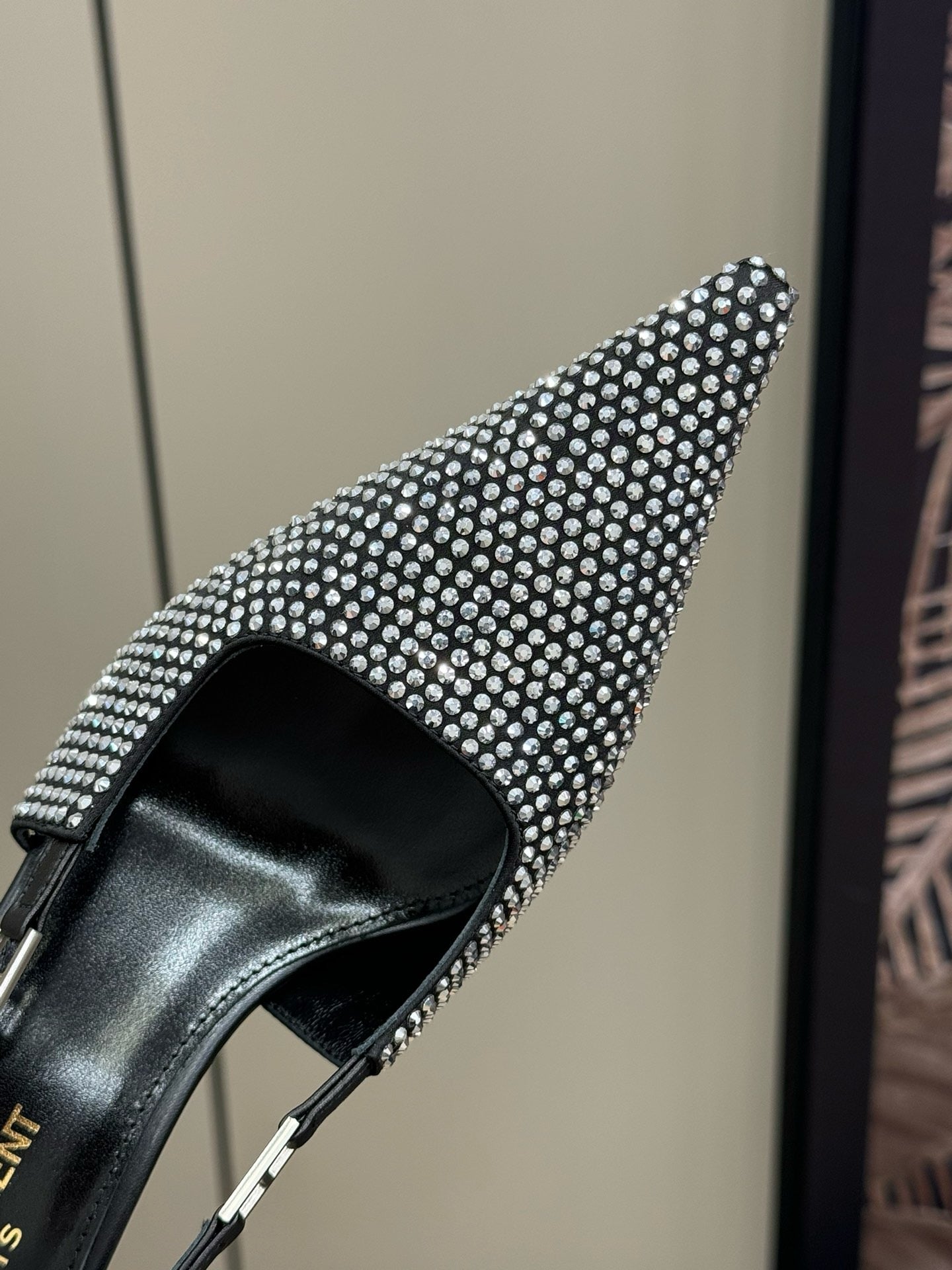 SL HEELS