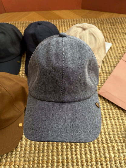 BRUNELLO C CAP