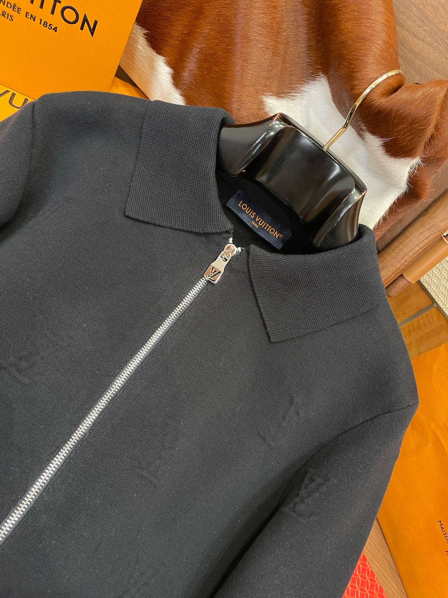 LOU ZIP CARDIGAN