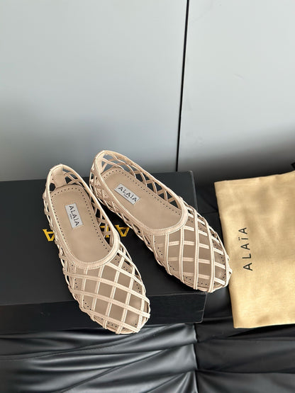 ALAIA BALLET FLATS