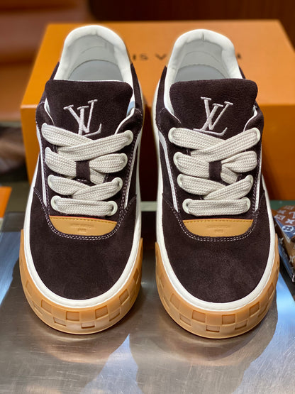 LOU TILTED SNEAKERS