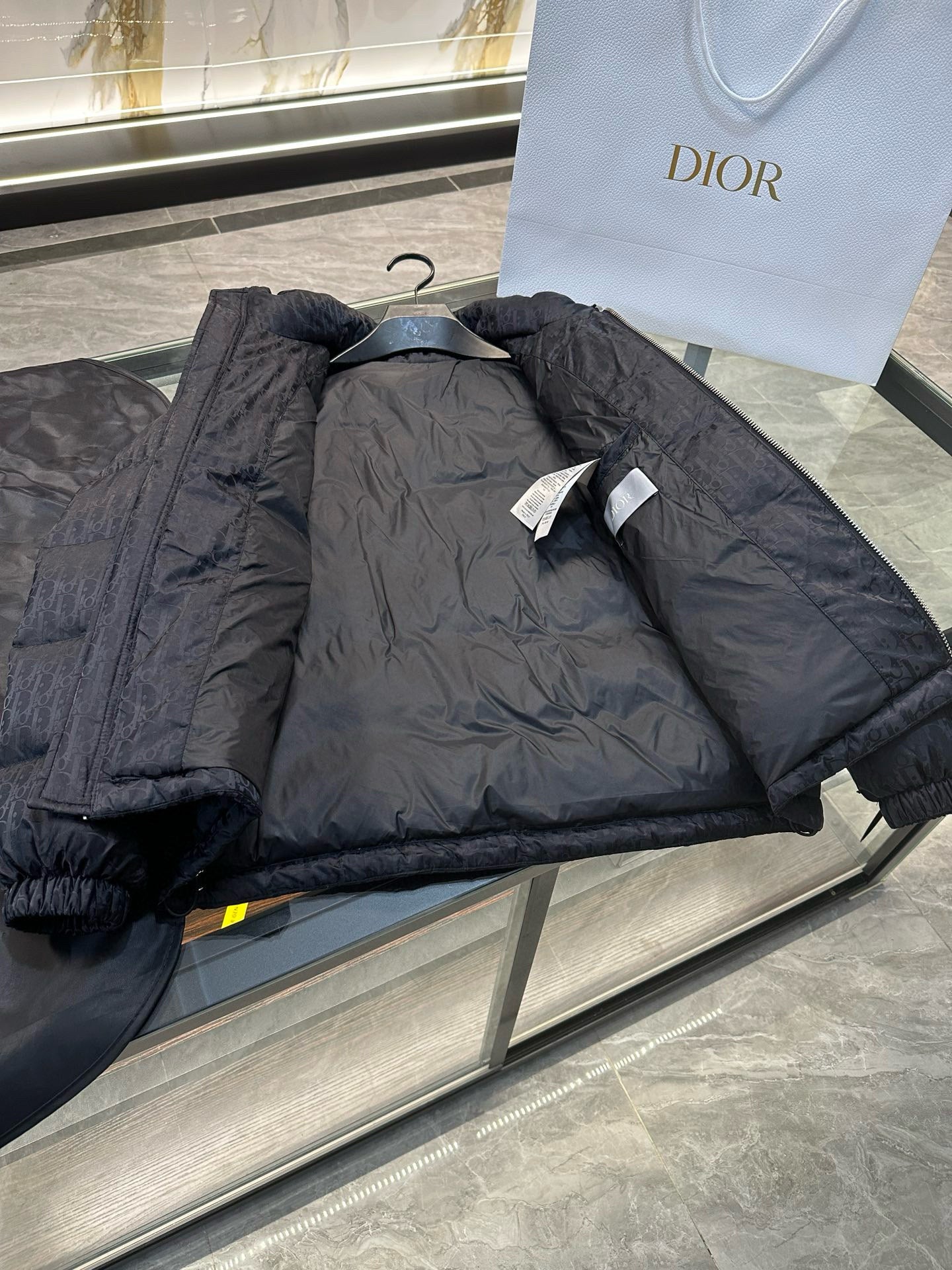 CD OBLIQUE JACKET