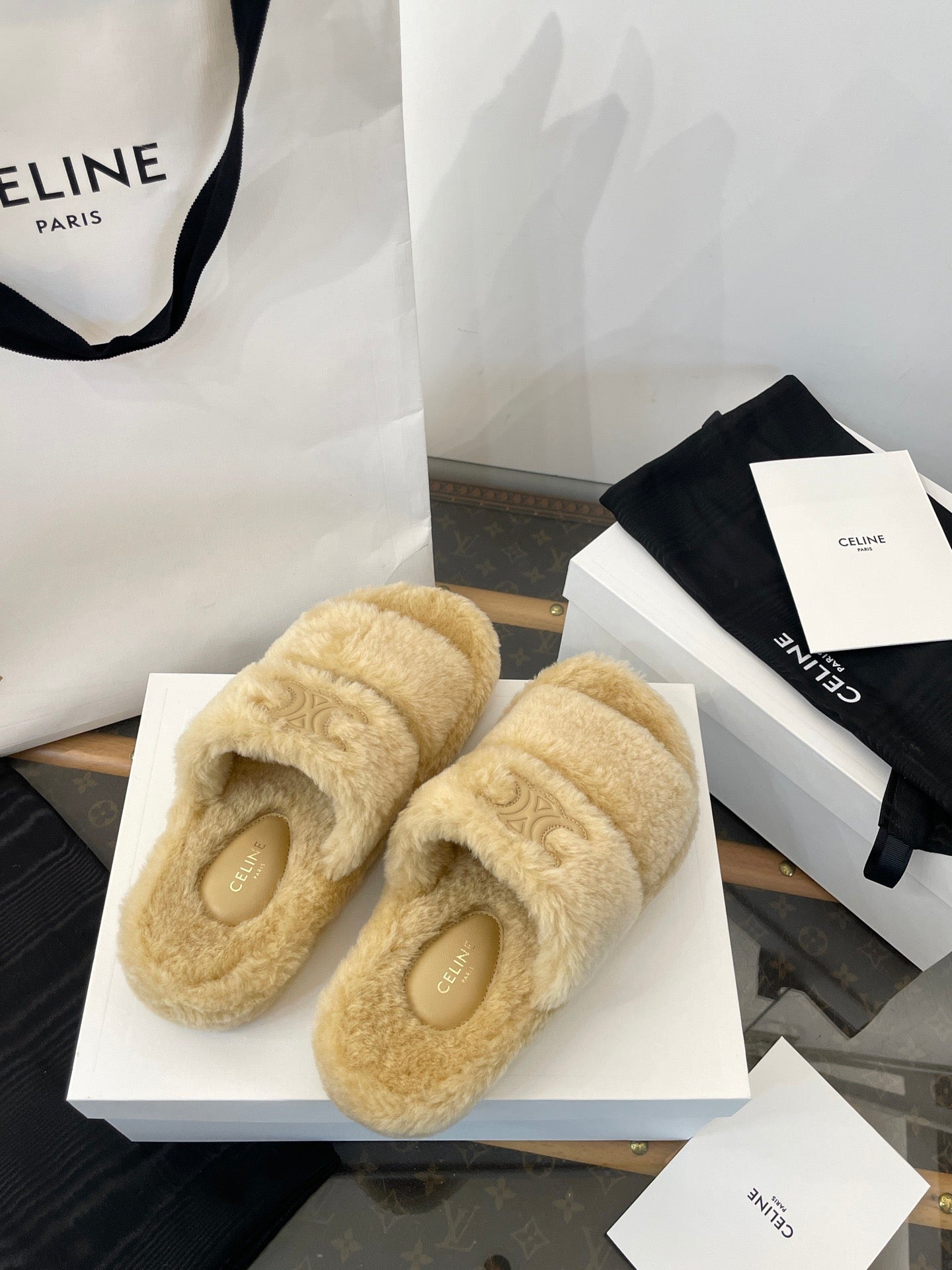 CEL FUR SLIDES
