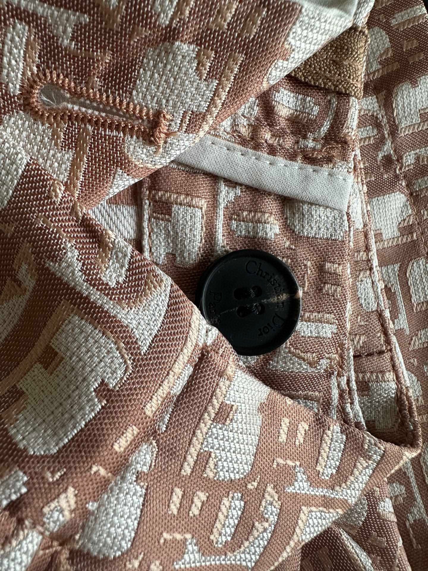 CD SHORTS
