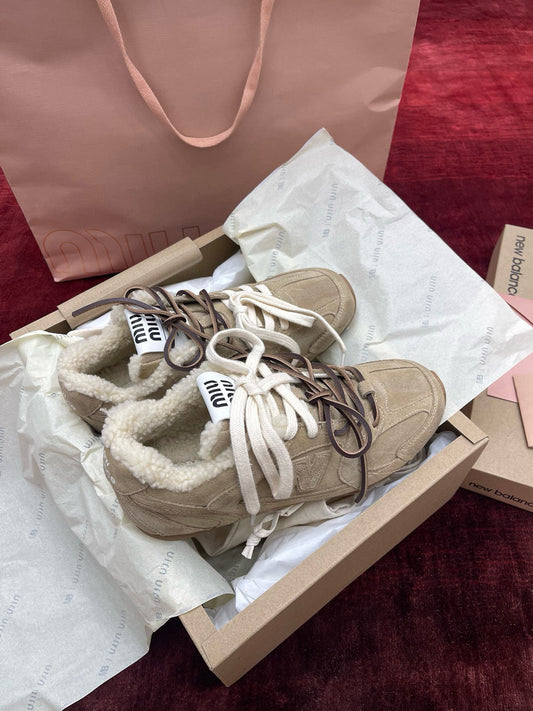 MIU M x NEW BALANCE TRAINERS