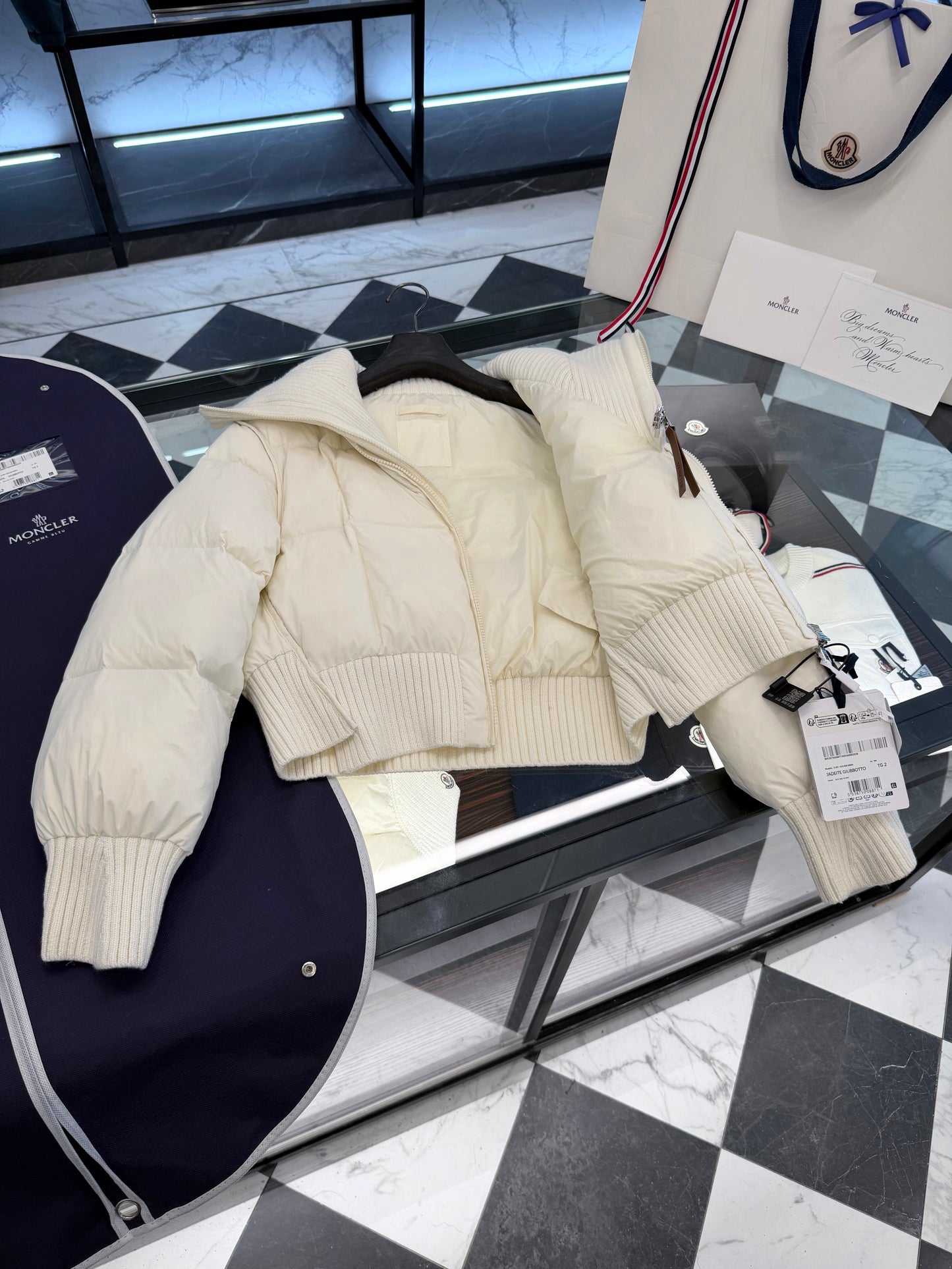 MONC JADEITE JACKET