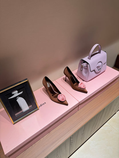 ROGER V HEELS